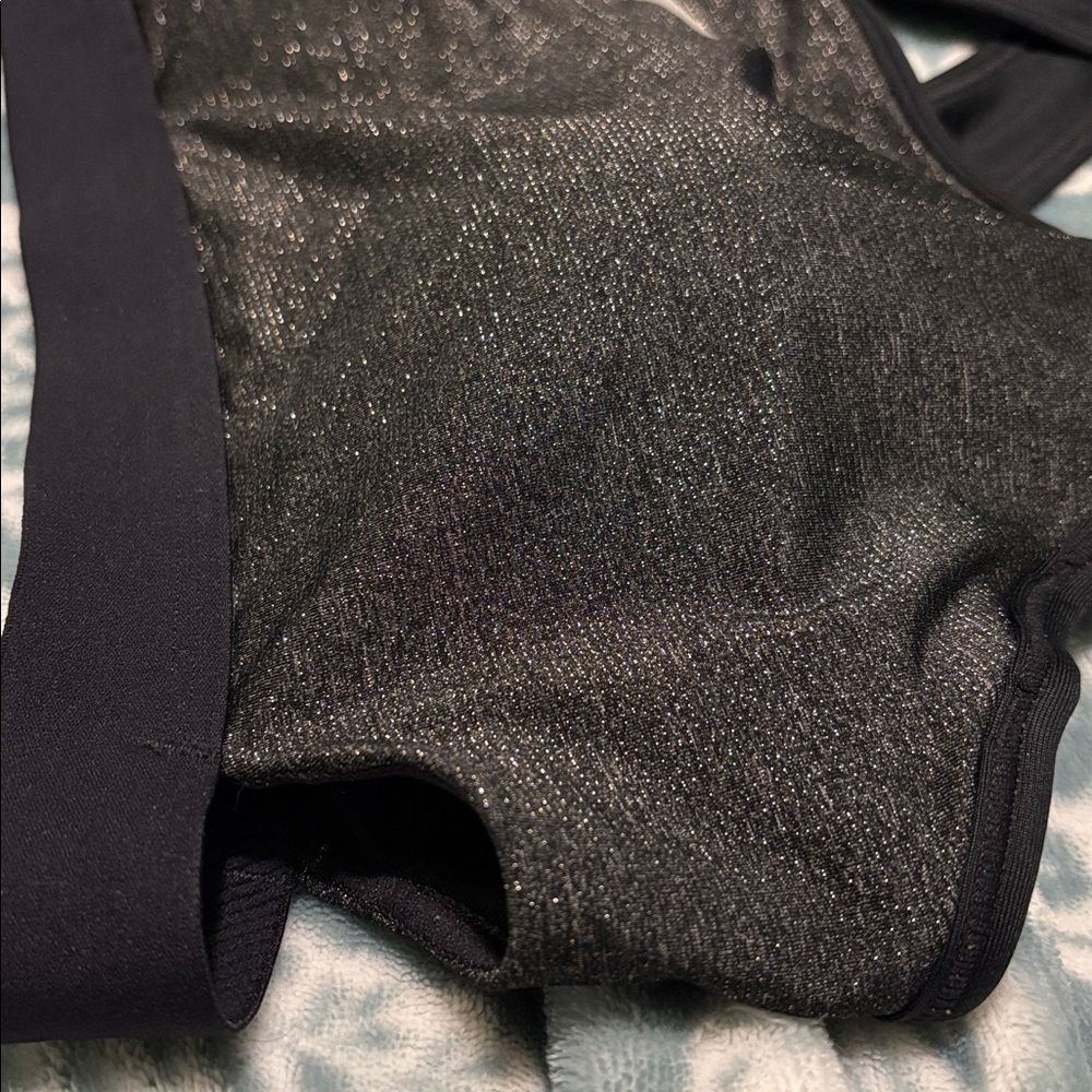 Nike Women's Metallic Silver and Black Sports Bra - Picture 6 of 6
